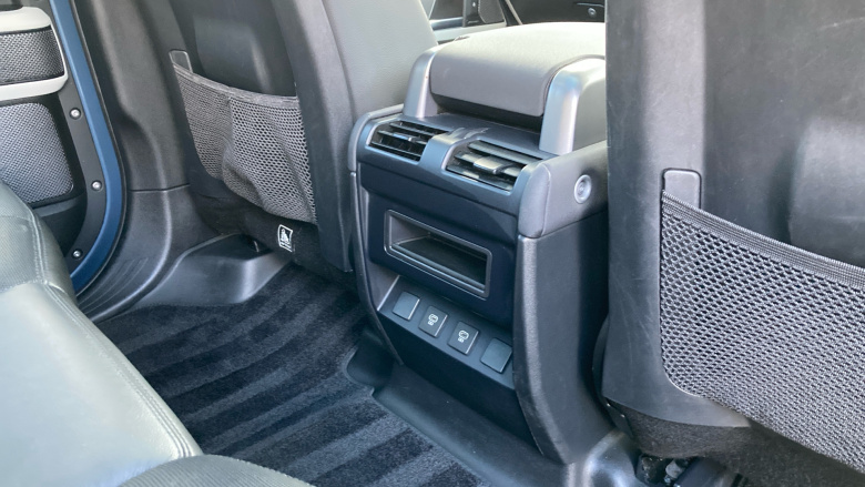 Land Rover Defender 3.0 D250 X-Dynamic SE 110 5dr Auto Diesel Estate